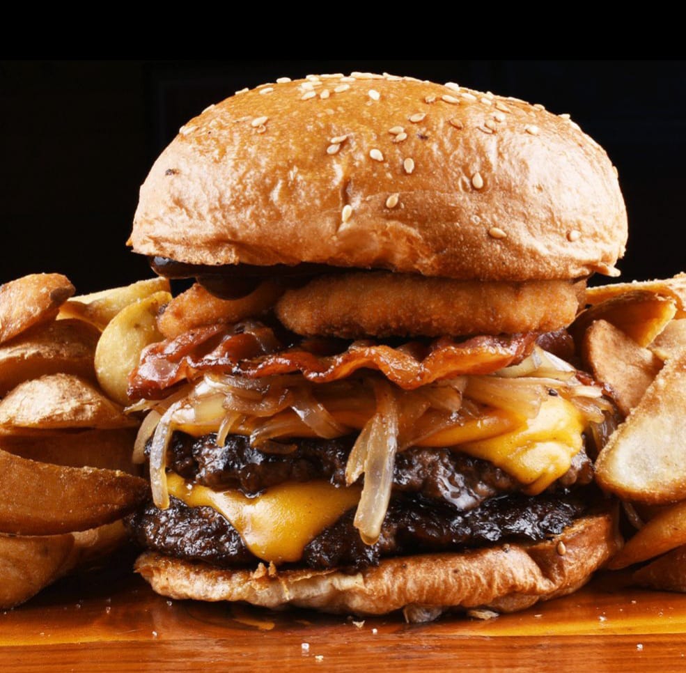 Hollyburger: hamburguesas frente al mar